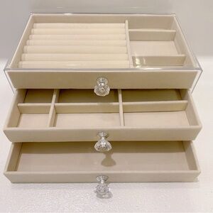 Jewlery box 3 tiers